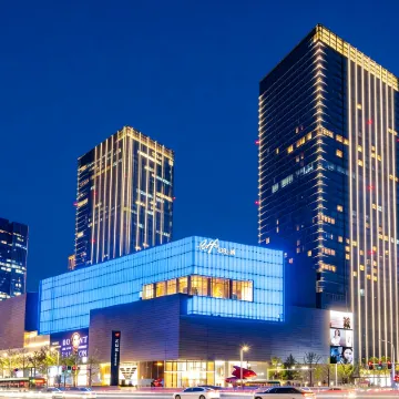 LE JU Executive Apartment (Zhengzhou Huayuan Road Grand Emporium Leiting) Отели рядом с достопримечательностью «Хэнаньский факультет легкой промышленности (Yuan Tin Campus)»