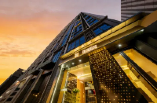 루이란마당·360°윈돤 청징 컴팩트(광저우완보센터 한시장룽지하철역) 창롱 파라다이스(창룽환락세계) 주변 호텔