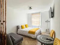 Tottenham City Stays, Opposite Seven Sisters Train Station Hotels in Haringey