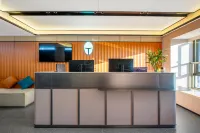 Leishen E-Sports Hotel (Xinyang Daxin Plaza)