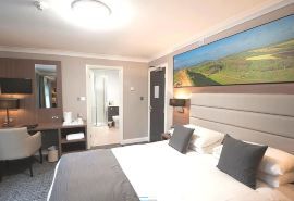 Riverside Hotel