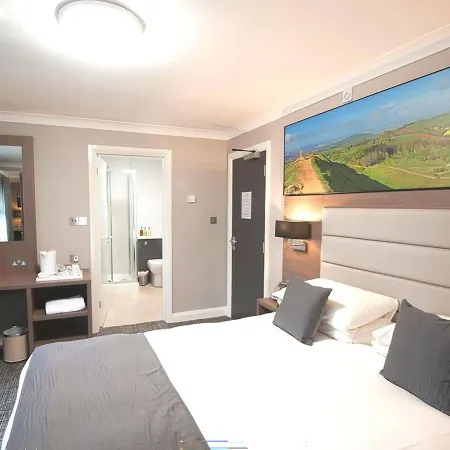 Riverside Hotel