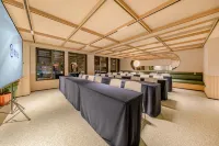 Orange Hotel (Chengdu East Railway Station Wangmao City Branch)