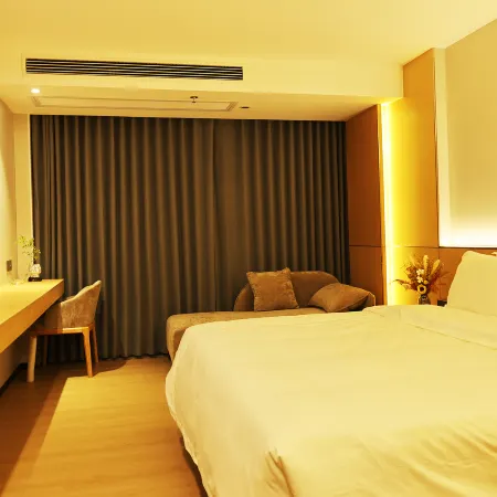 YQX HOTEL 恩平のホテル