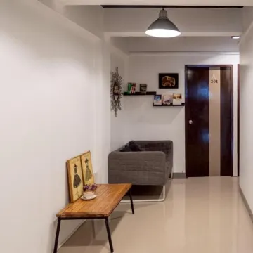 Nature Home Hostel Отели рядом с достопримечательностью «Ворота Чангпуак»