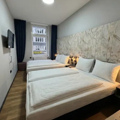 Nivara Hotel Hotels near St. Petri Kirche