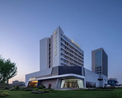 Wanda Moment, Bo Le Hotéis em Bole