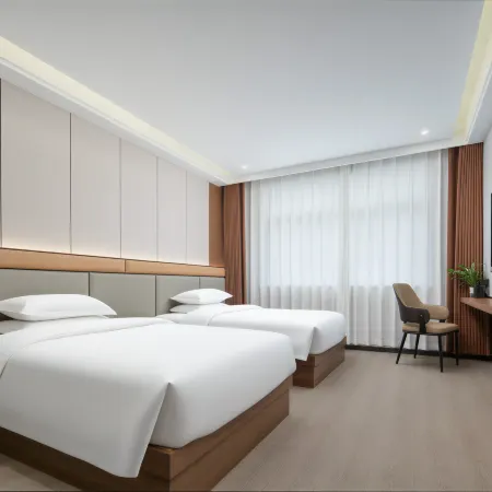 Fengheyuan Hotel (Biyang County Old Bus Station)