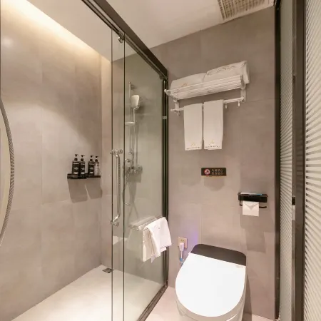 Allston Hotel (Xiamen Railway Station MixC Mall) Отели рядом с достопримечательностью «Железнодорожный вокзал Сямынь»