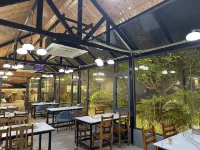 Yangshuo Xiaotaozi Home Hotel (Yulong River Ecological Park Qianqiuqing Branch)