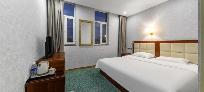 Jinghua Hotel (Jining South Station Victoria Plaza) Hotels in Ulanqab