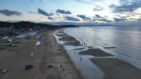 半島·觀瀾ホテル（威海国際海水浴場火炬八街） - カップル