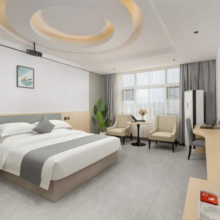 Yunshang Qingju Audio-Visual Hotel (Xingguo Hongmen Industrial Park)