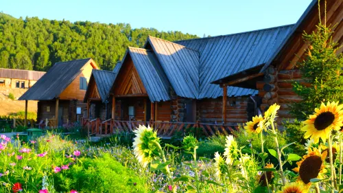 Hewu Nova Cabin (Old Village, Beautiful Peak Station, Hewu Bridge Store)