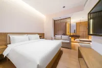 Ganzhou Lairuide Rui Hotel (Zhanggong District Ganzhou Railway Station Branch) - 3-Star