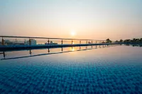 The Golden Crest Hotel Quy Nhon - Yüzme Havuzu