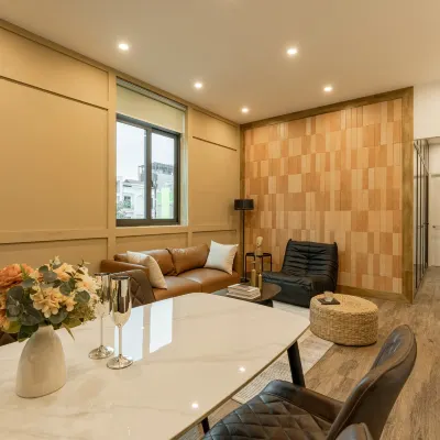 Homestay CHAT - Peaceful Old Quarter Edge 콴 탄 템플 주변 호텔