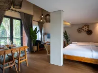 Tuju Villa Hamparan Syariah Hotels in Bogor Regency