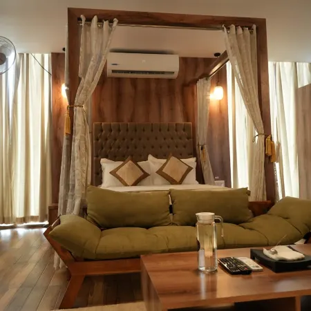 Vilasini Inn Отели в г. Мандья