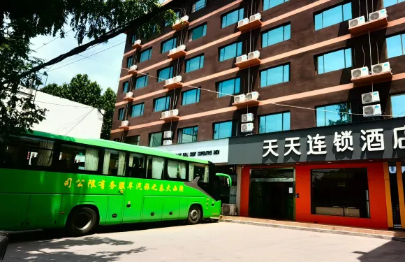 天天酒店（華陰華山景區店）