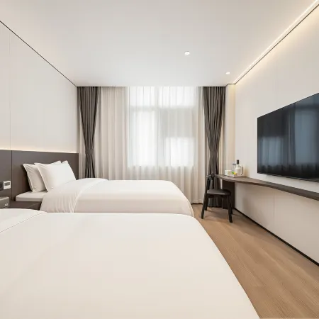 Shanghai  Dragon Sakura Hotel Pudong Centre(Near Disneyland ，Free shuttle bus)