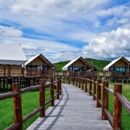 Sunrise Karuben Camping Hotel