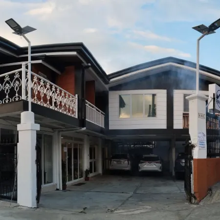Gibraltar Inn