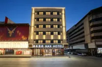 MAX Hotel