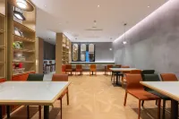 TRUE GO Hotel (Beijing Yonghegong Dongzhimen Subway Station) - 주차장