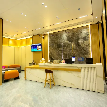 Funing Hongyi Hotel