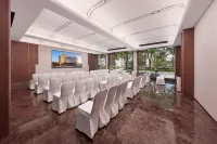 Boyue Hotel (Xuan'en‑Longyou Gongshui Branch) - parking