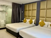 The Wow Boutique Hoteles cerca de Complejo Komtar