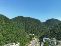 Qianling Grand Hotel - con vista montagne