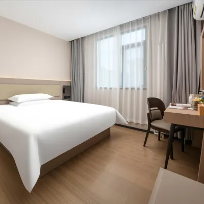 Grace Inn Hotel (Jinan Qianfo Mountain West Gate Quancheng Park Subway Station) Hotels near Thousand Buddha Mountain