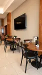Flower Land Hotel - พร้อมอาหารเช้า