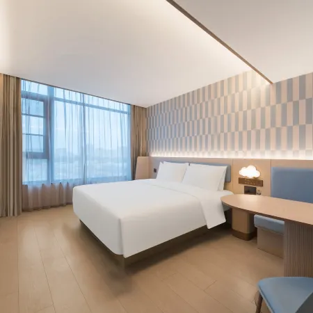 Hanting Hotel (Luohe Station Renmin Road）