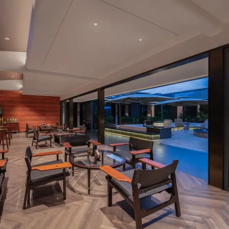 Zhiyu Hotel(Cuihu Store, Kunming Old Street)