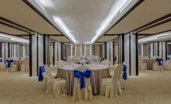 Yangon Thanlwin Hotel