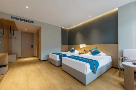 Xianfeng Pingbaying Forest Hotel