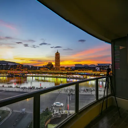 Longemont Taihu Lake Town Hotel