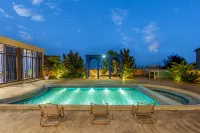 Haiyan B&B in Haijiaoye City, Longhai Town - Infinity Pools
