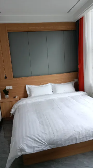 Hengyan Huirun Hotel (Yanji High-Speed Railway Station Stadium) Отели рядом с Аэропорт Яньцзи