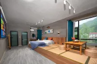 Shanshe Post Inn home stay (Laojunshan Cloud View cableway store)