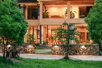 South Kunshan Huaxi Yuguwei Mountain Residence Hotels near Nankunshan National Forest Park Management Office