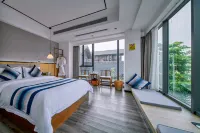 Xinxing Zenyu Town North and South Ju Siheyuan
