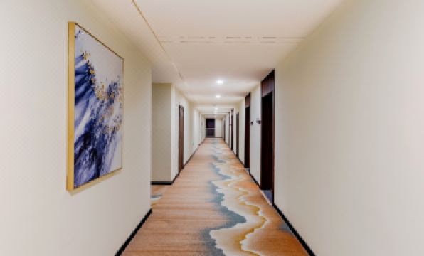 Yiheshun Boutique Hotel (Yihe South High-speed Railway Station University Town)