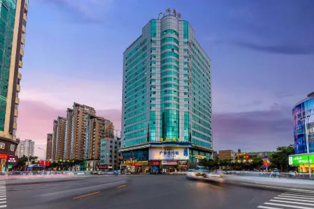 Rui'an Longsheng Business Hotel (Wuyue Square Branch) Отели рядом с достопримечательностью «Wansong Park»