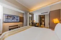 Homeinn Plus Hotel (Shanghai Lujiazui Yushan Road Yuanshen Sports Center Subway Station) Các khách sạn gần ShangHai PuDong ZhanLanGuan