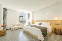 Summer Tree Travel Photography Seaview Homestay (Beihai Qiaogang Branch)