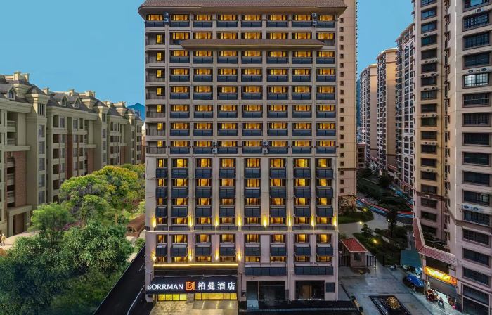 Borrman Hotel (Nanning Mashan High-Speed Railway Station People's Square)